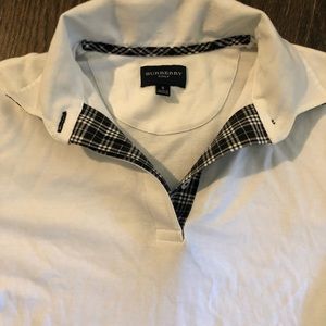 Women’s Burberry Golf T-Shirt Size Small